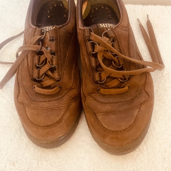 MEPHISTO  SHOES, ugly as hell, endurance walking comfort. Foot ease, hiking😄❤️ - Picture 2 of 12